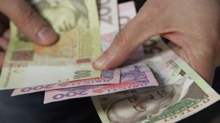 Мінімальна зарплата з 1 січня 2020 року зросла на 550 гривень