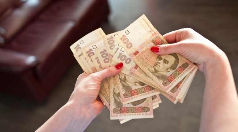 Яку зарплатню лозівчани отримували минулоріч: статистика за 9 місяців