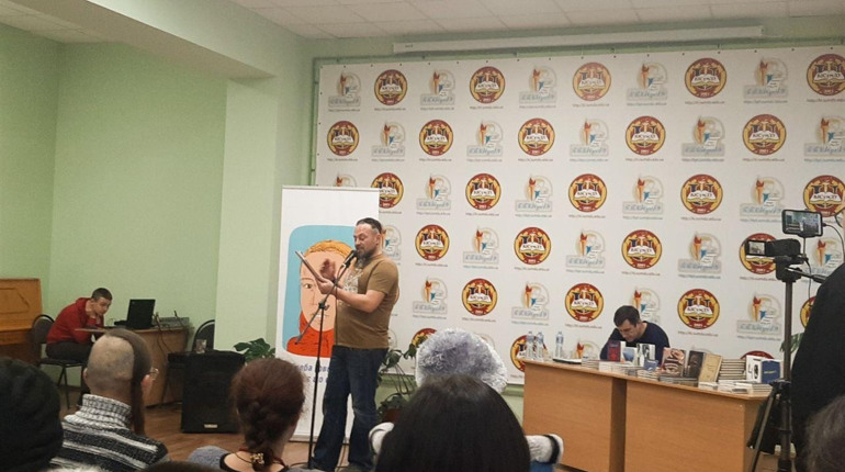 Руслан Горовий відвідав Конотоп. Він презентував нову книгу «Про людей»