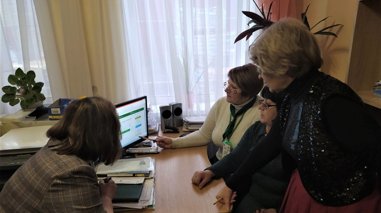 "Майбутніх пенсіонерів" навчають новітнім технологіям вебпорталу ПФУ