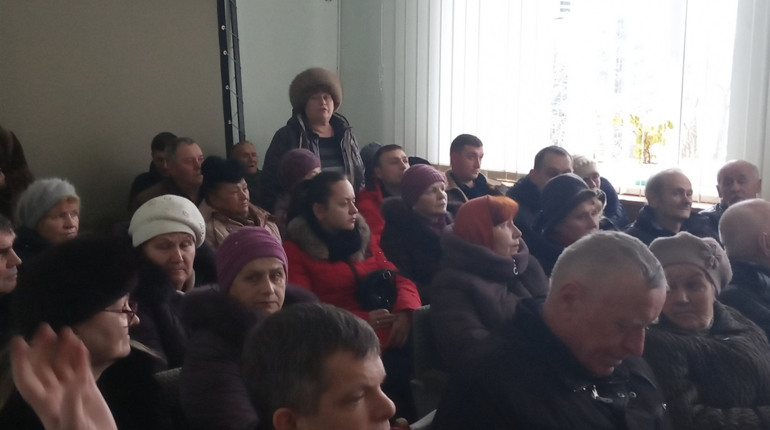  Приватизація садових ділянок, пільговий проїзд та ліки: з якими питаннями звертались до депутата