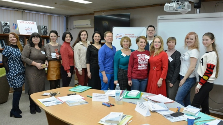 «Вікно до успіху»: як жінки вчаться просувати свою справу у Херсоні