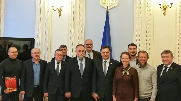 "Один пояс, один шлях": Сергій Литвиненко взяв участь у першому засіданні міжфракційного об’єднання