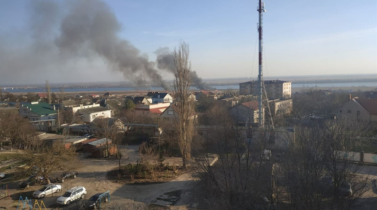 В Херсоні почали горіти плавні 