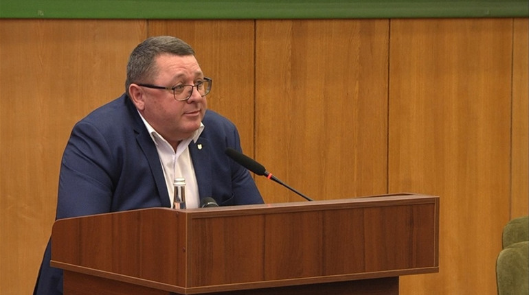 Ремонт доріг, безпритульні тварини та доля недобудов: лозівчани попитали мера про наболіле