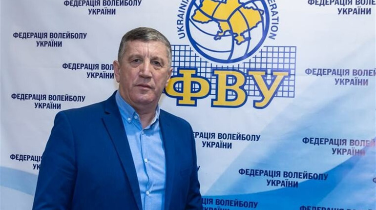  Михайло Мельник із Грабівки відсудив понад  500 міжнародних волейбольних матчів