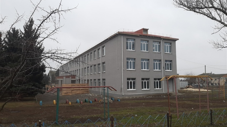 В Олександрівці триває ремонт опорної школи