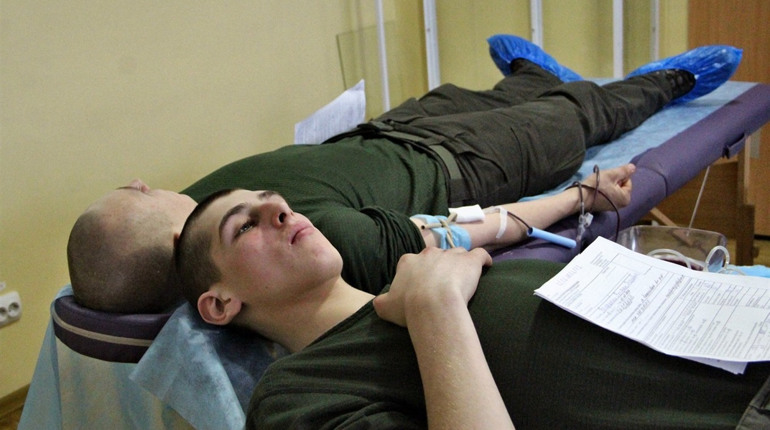 Калинівські нацгвардійці здали 32 літра крові для потреб лікарень області