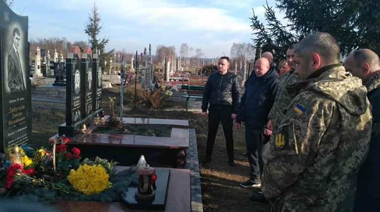 У неділю минуло п'ять років від загибелі на Сході України кременчанина Лабуткіна Дмитра 