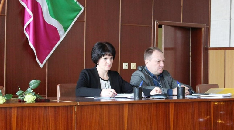 На сесії Менської районної ради звітуватиме голова райдержадміністрації. Наживо