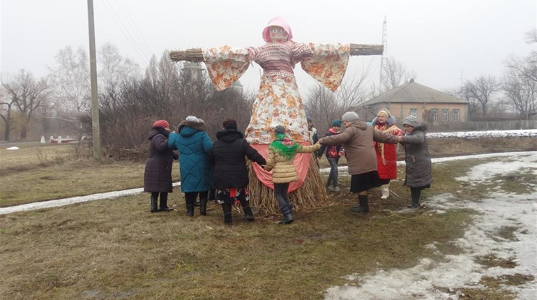 Найвище опудало Марени в Троїцькому районі роблять в селі Тарасівка