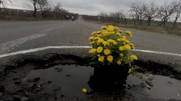 В Україні запустили інтерактивну мапу доріг. Біляївка.City  заявили про необхідність  ремонту Т-1619