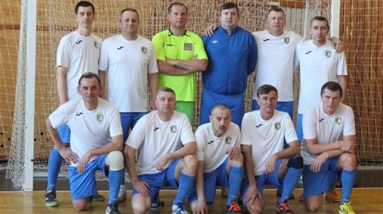 Южноукраїнська команда ветеранів 50+ «Тинь» відстоює честь міста в чемпіонаті України по футзалу