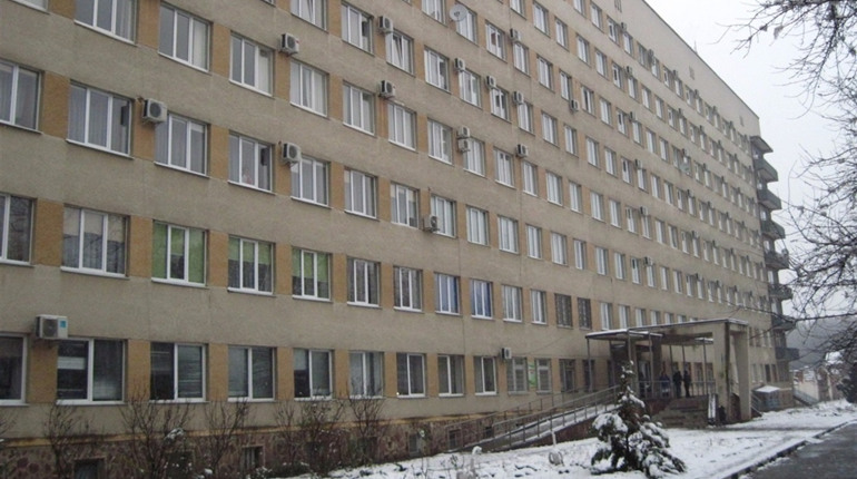 ​​​​​​​Як з 1 квітня лікуватися у стаціонарі Калуської ЦРЛ і потрапити  на прийом  до спеціаліста