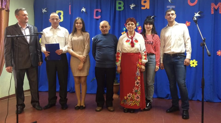 Вітання, квіти і побажання жінкам: як відзначали 8 Березня на Білопільщині