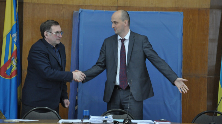 У Чортківській районній раді кадрова революція спричинила зміну заступника голови 