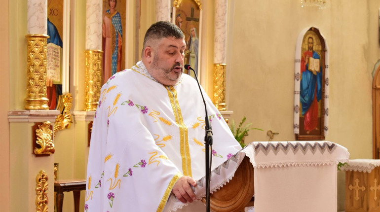 Після важкої хвороби  упокоївся в Бозі священник з Чорткова Микола Малий