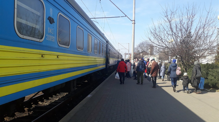 Шосткинці масово повертаються додому з інших міст