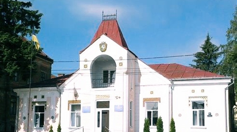 Кіцманська міськрада виділила кошти на засоби особистого захисту та дезинфекції для лікарні