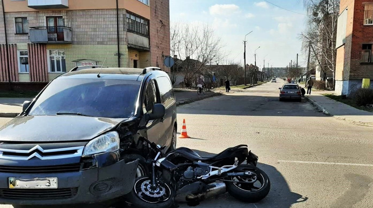 Не надав перевагу: які наслідки аварії в центрі міста