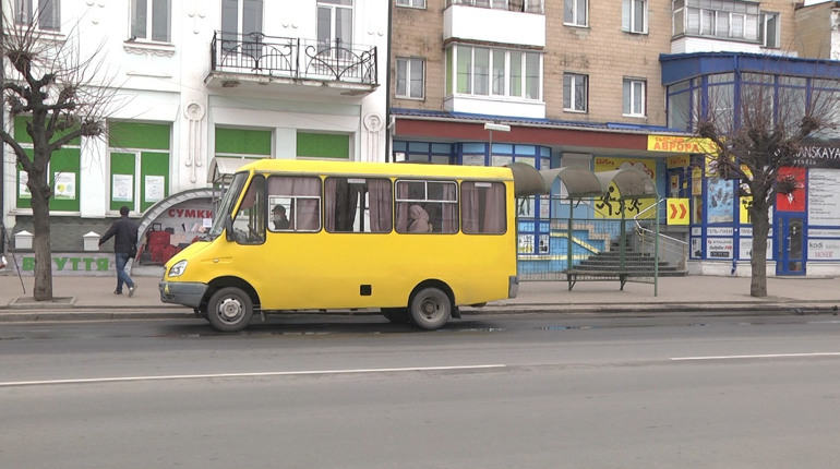Про перевезення в Умані: медики — безкоштовно, пільгове — призупинено, інші — скорочений режим 