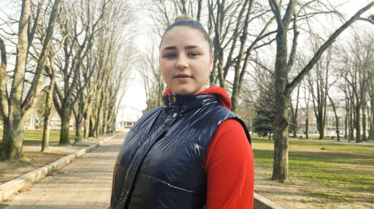 Look at me: що носять та де одягаються конотопці. Галина Рибець, 16 років, студентка