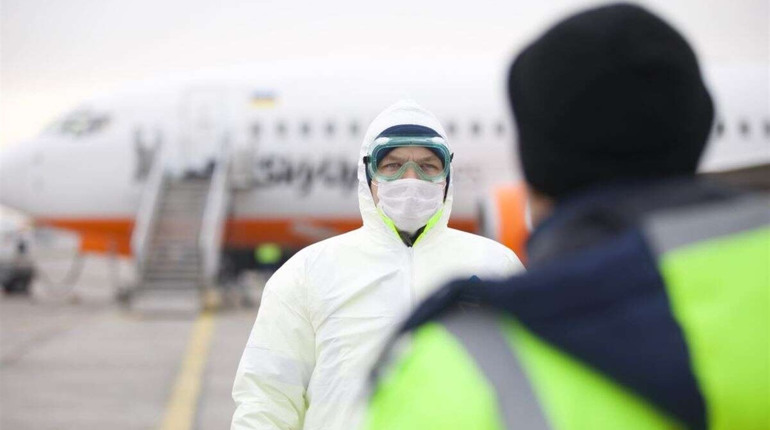 Українцям заборонять в’їзд з-за кордону без тестування на коронавірус – Дмитро Кулеба