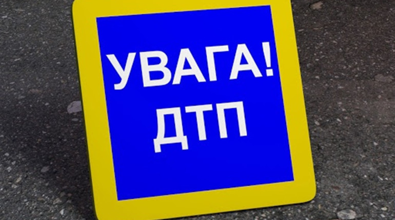 "Злетіла" з траси: поблизу Броників сталася аварія