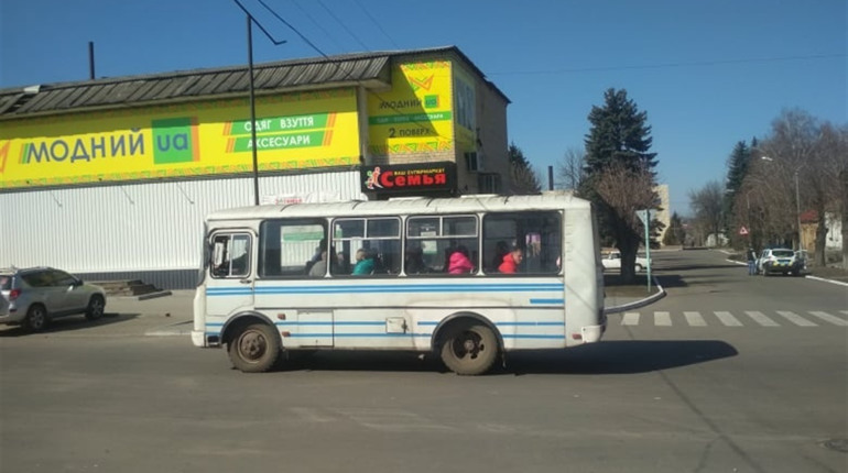 Автобуси в Попасній змінюють графік руху: у вихідні вони не працюватимуть зовсім
