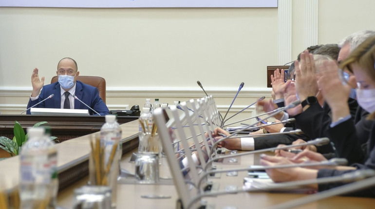 Можна продавати: чим дозволив торгувати Кабмін