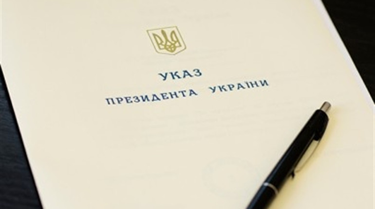 Продовження контракту і переатестація: Зеленський змінив положення про проходження служби в ЗСУ