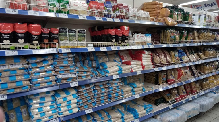 АТБ зняв націнку на низку продуктів до кінця карантину – список