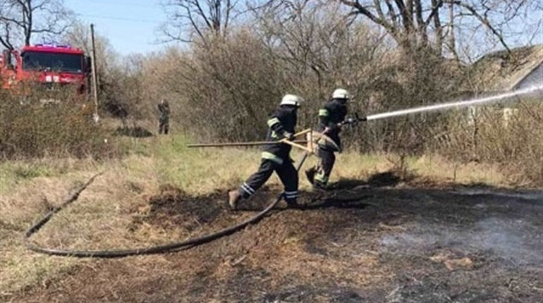 Пожежі на Переяславщині: пошкоджені чотири житлові будинки 