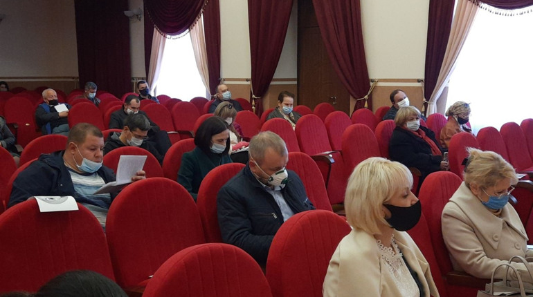 Навіщо скликали позачергову сесію Біляївської міської ради: які видатки та чому скоротили
