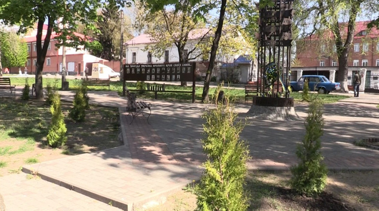 Уманські АТОвці розшукують вандала, щоб допомогти йому/їй виправити скоєне