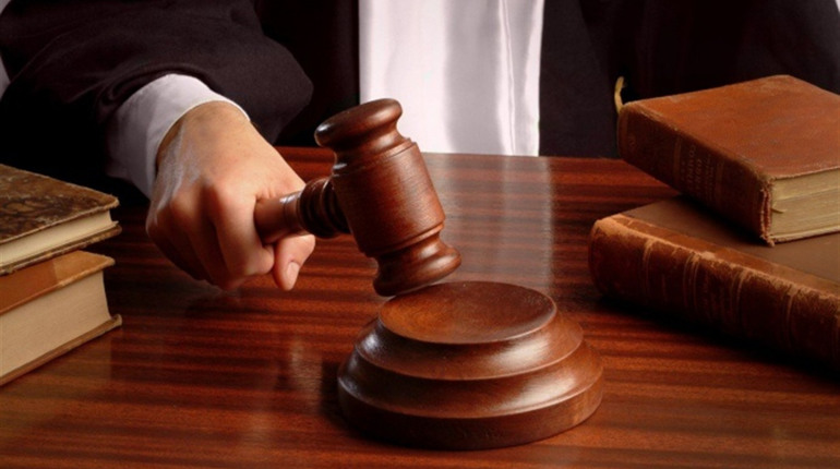 Позивач-працівник СБУ погрожував судді використати свої повноваження