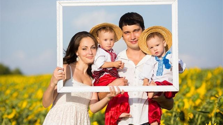 Відтвори родинні моменти: у Новограді оголосили фотоконкурс до Міжнародного дня сім'ї