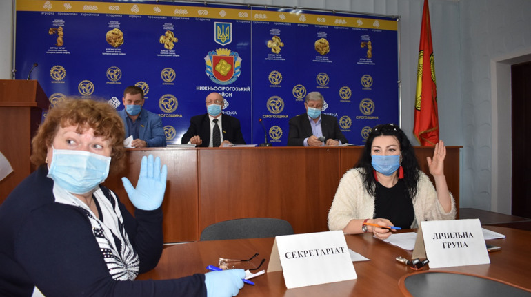 Нижньосірогозька районна рада працює в умовах карантину: виділити кошти на боротьбу з СОVID-19