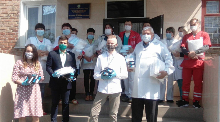 Первомайці зуміли залучити благодійні кошти на допомогу медикам: звітували на прес-конференції