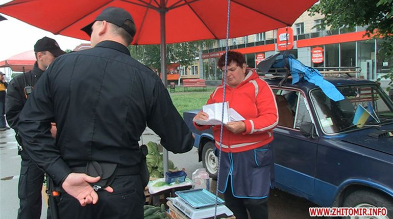 З 1 травня у Вараші дозволили роботу продовольчого ринку. Поліція проти і обіцяє штрафи торговцям