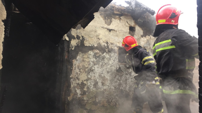 Пожежа у Веснянці: недопалок обернувся вогнем
