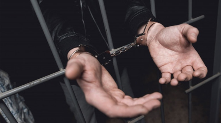 Молодики, яких підозрюють у підпалі Синагоги, знаходяться під домашнім арештом