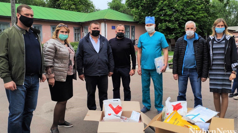 Медичні працівники Ніжина отримали благодійну допомогу