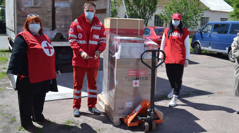Товариство Червоного Хреста передало Ніжинській міській лікарні благодійну допомогу
