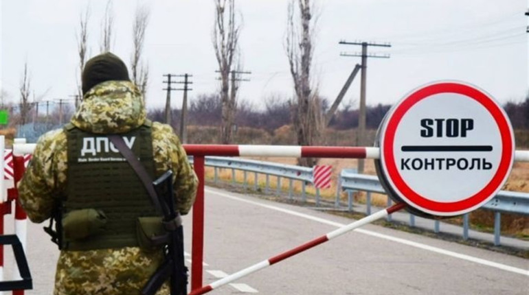 До 22 червня КПВВ з Кримом на Херсонщині не працюватимуть: де правда, а де міфи?