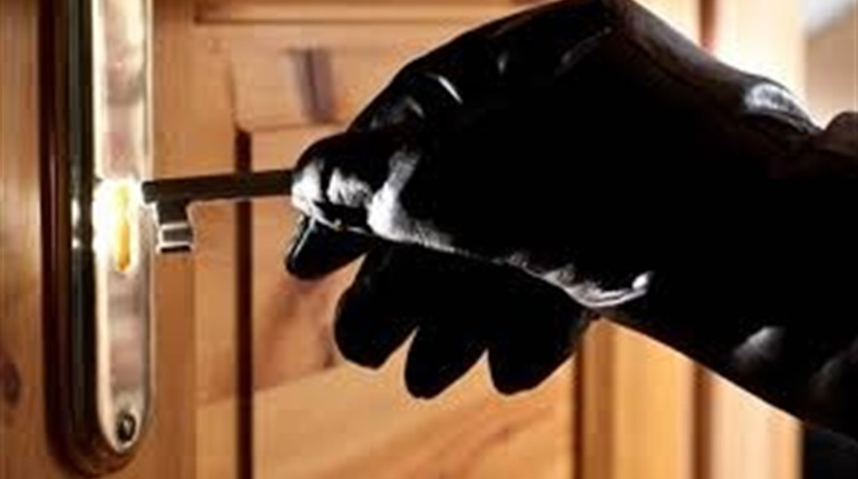 Крадії підібрали ключі і обікрали квартири у Калуші та Івано-Франківську