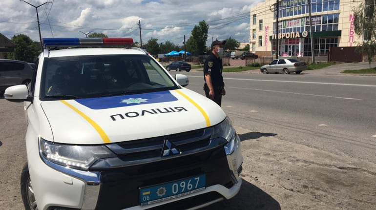 69 ДТП з початку року: новоградські поліцейські посилюють контроль на дорогах