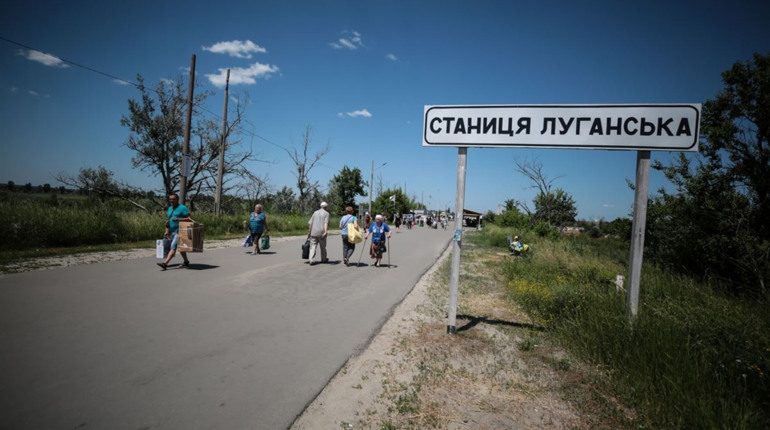 На Луганщині і Донеччині частково відновлюється робота КПВВ