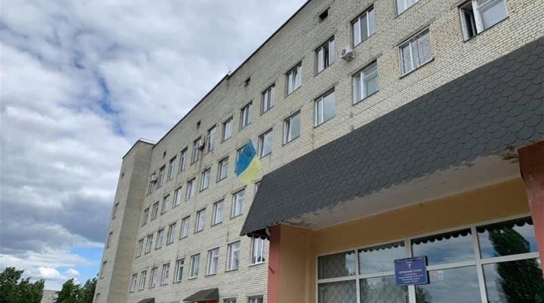 У Вараші через передачу з державної власності у комунальну може зупинитися лікарня. Скликають сесію