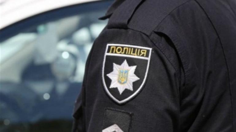 Поліцейські Старокостянтинова посилюють контроль за дотриманням карантинних обмежень